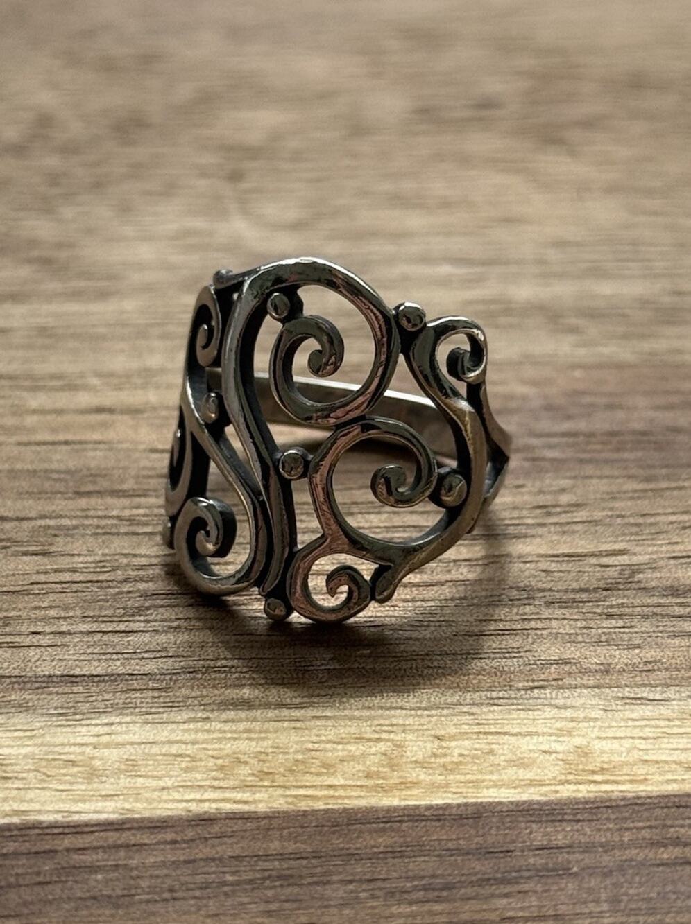 Retired James Avery Open Sorrento Sterling Silver Ring Size 9